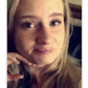 Meet your Posher, Julianna